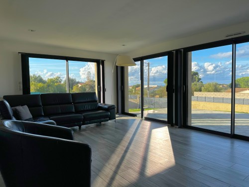 Villas Villa T5 de plain-pied  Filippini Immobilier Agence Immobilière